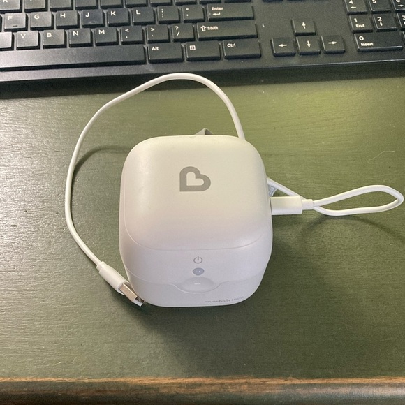 Munchkin 59S Portable UV Sterilizer - White - Picture 2 of 5